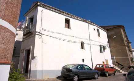 La vecchia scuola nel 2007